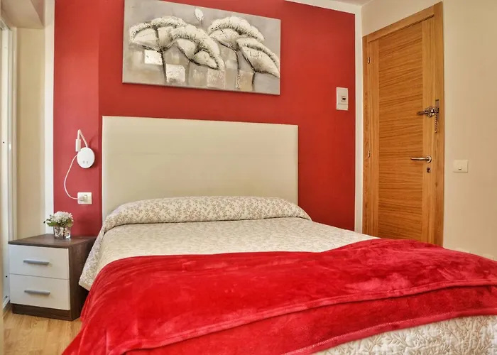 招待所 科莱吉塔教堂旅馆 2*