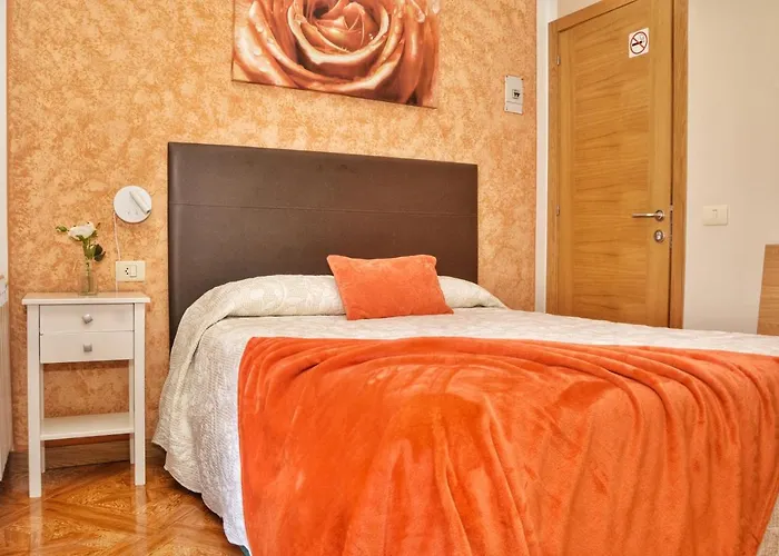 科莱吉塔教堂旅馆