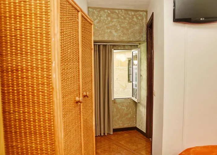 招待所 科莱吉塔教堂旅馆 比戈